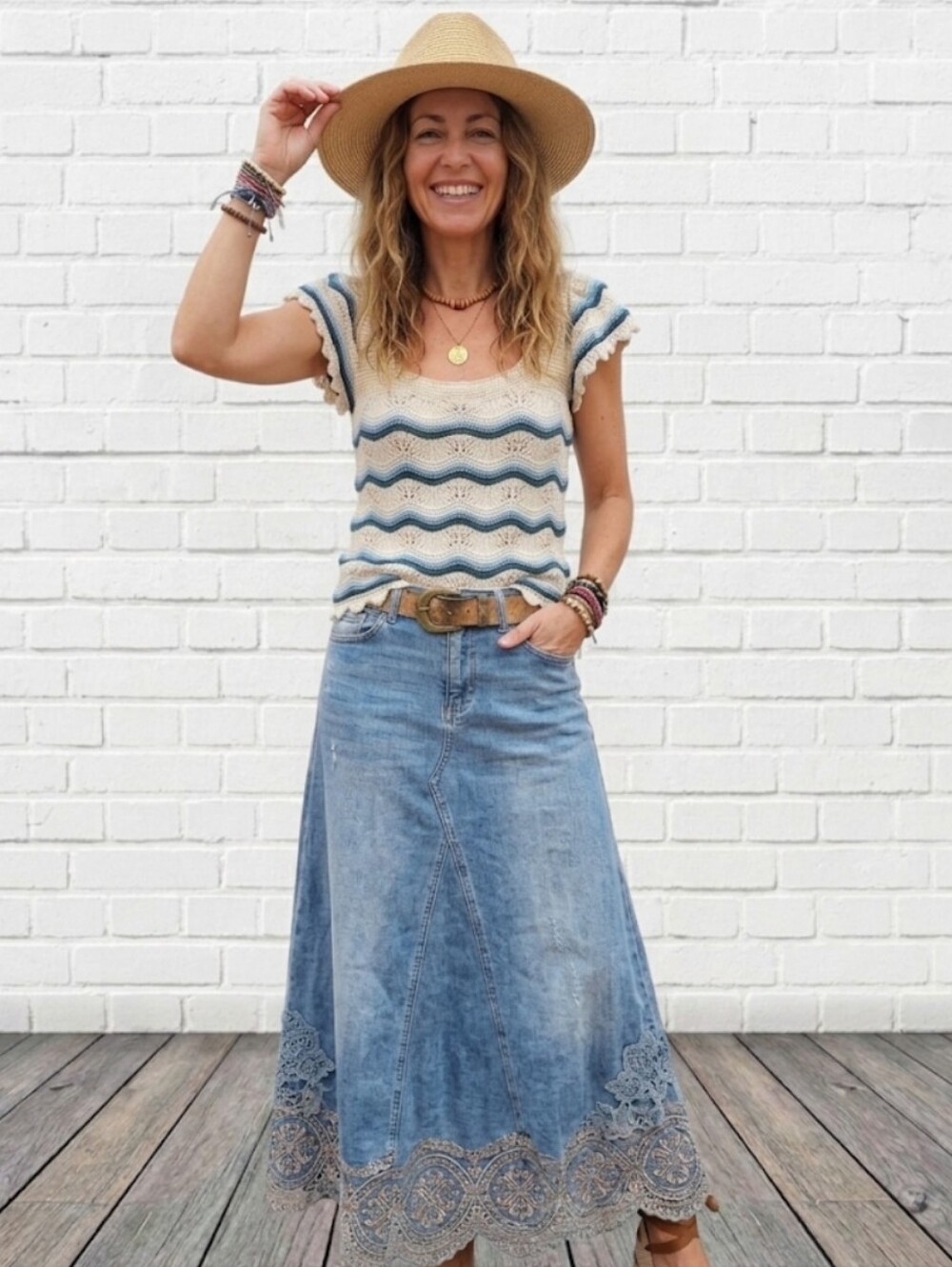 JESSICA SIMPSON Size Large Boho Chic Crochet Knit Top Flutter Sleeve Blue Cream